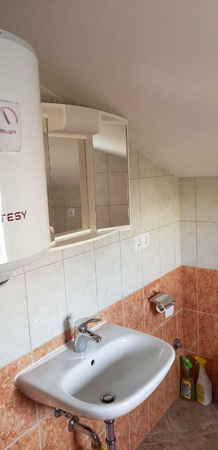 Slatina 13/1 Apartment Вир Екстериор снимка