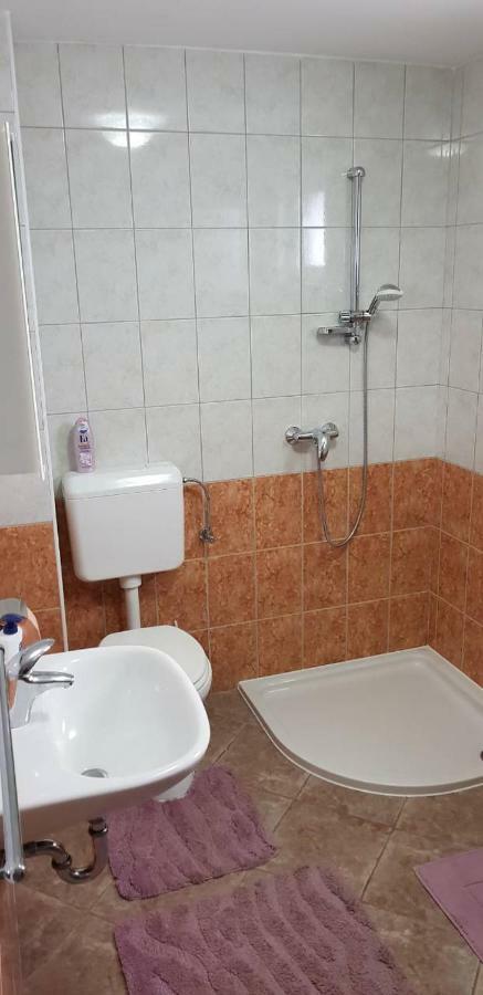Slatina 13/1 Apartment Вир Екстериор снимка